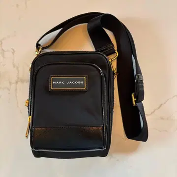 MARC JACOBS 숄더백