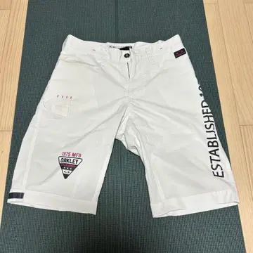 Oakley 화이트 팬츠 사이즈 30
