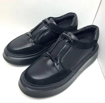 블랙 가죽 스니커즈 슬립온