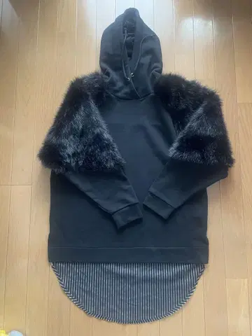 무루아 퍼 후드 티