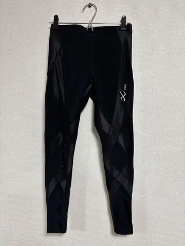 핏감 있는 블랙 레깅스 M 사이즈