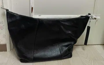 트랜짓 게이트 TRANSIT GATE 블랙 가죽 숄더백