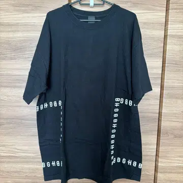 새상품급 바거치 XL 블랙 로고 T셔츠