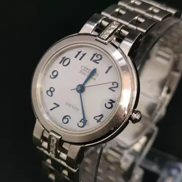 컨디션 최상 CITIZEN 시티즌 엑시드 화이트 실버 솔라 시계