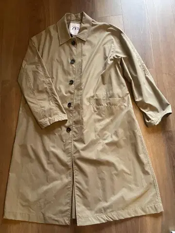 ZARA 베이지 트렌치코트