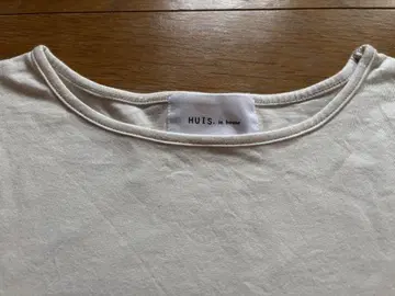 HUIS. 화이트 긴팔 T셔츠
