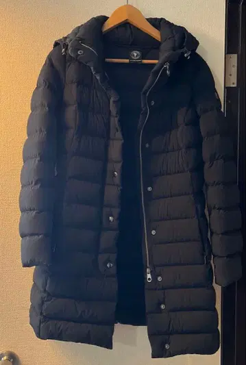 CAPEHORN 다운 아우터 블랙