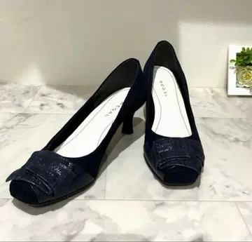 새상품급 REGAL 짙은 네이비 펌프스 24.5cm 힐 6cm