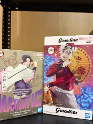 [ 미개봉 ] 귀멸의 칼날 코쵸우 시노부 & 도우마 피규어 세트