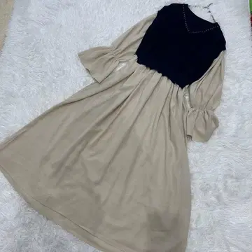 이뎀 이뎀 네이비 베이지 티셔츠 원피스