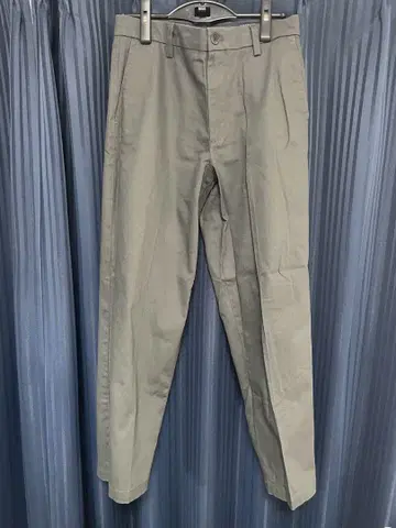 DOCKERS 시그니처 카키, 클래식 핏