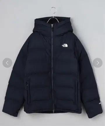 The North Face 블랙 다운 자켓