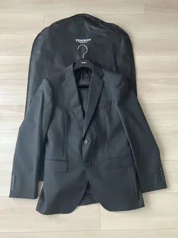 TENORAS 블랙 포멀 수트 세트