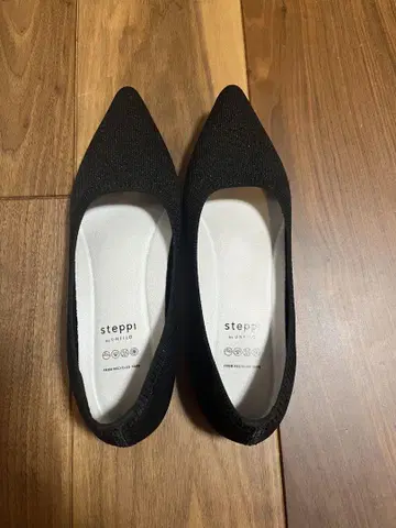 steppi [세탁 가능/발수] 글리터 포인트 펌프스