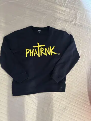PHATRNK 네이비 로고 맨투맨 매장 한정판!! 초레어 야리라!