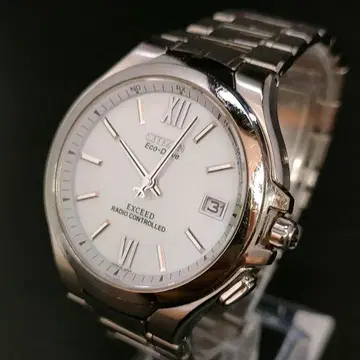 새상품급 CITIZEN 시티즌 엑시드 화이트 실버 솔라 남성용
