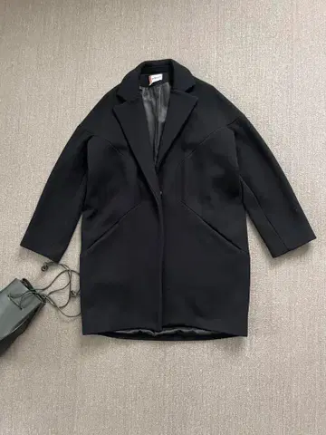 cacharel 캐샤렐 체스터 코트 울 블랙/블랙