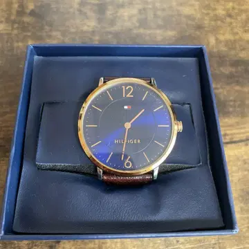 TOMMY HILFIGER 손목시계