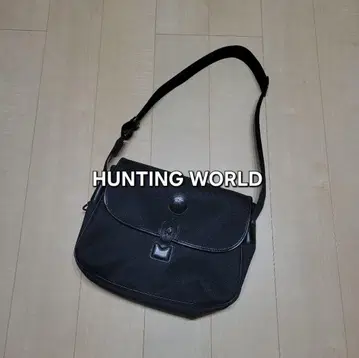 HUNTING WORLD 캔버스 숄더백 헌팅월드