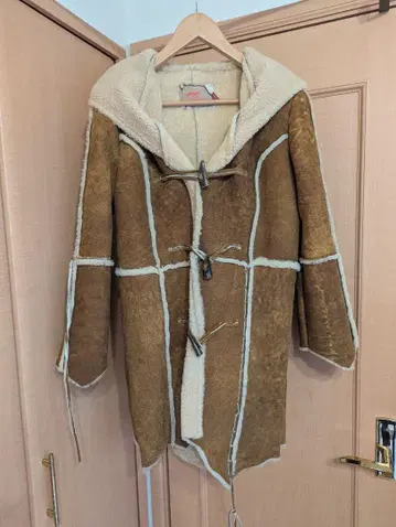 Tiara 무스탕 sizeF 여성용