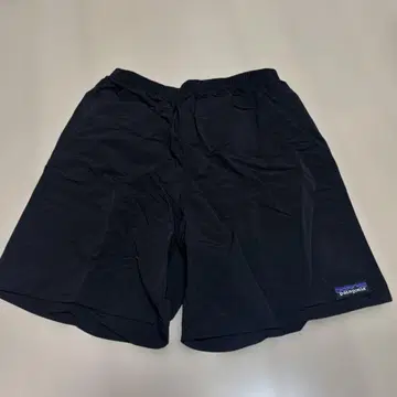 patagonia 블랙 숏팬츠 배기롱