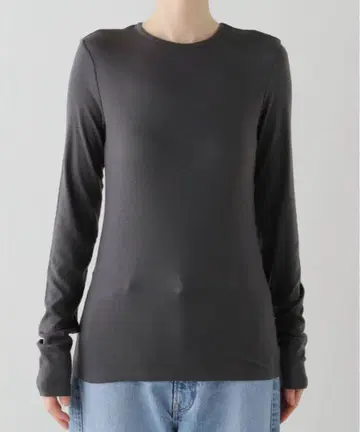 AMOMENTO 아모멘토 ROUND T-SHIRT 라운드 티셔츠 새상품