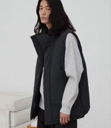 WYM HEAT FIBER PADDED MILITARY VEST