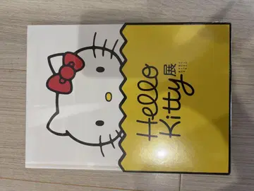 hello kitty 전시 도록
