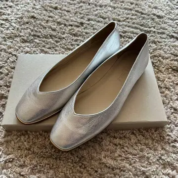 23cm odette e odile 실버 플랫슈즈