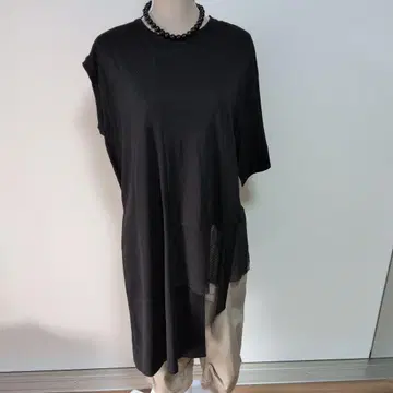 팬다마인 비대칭 티셔츠