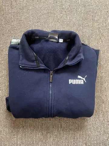 PUMA 네이비 집업 저지