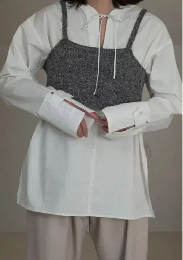 lawgy u neck ribbon blouse 리본 블라우스 화이트