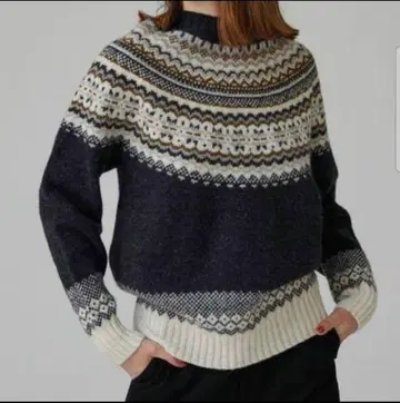 할리 오브 스코틀랜드 맥피 별주 자카드 니트 새상품급