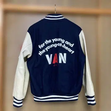 VAN JAC 스타디움 점퍼 L 사이즈 가죽 소매 네이비