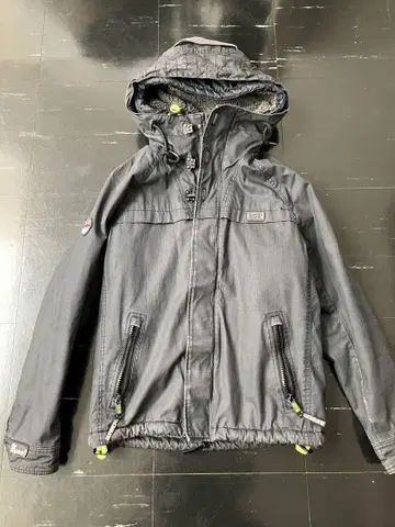 극도 건조(하십시요) SUPER DRY 마운틴 파카