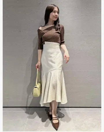 SNIDEL 하이웨스트 자카드 머메이드 스커트