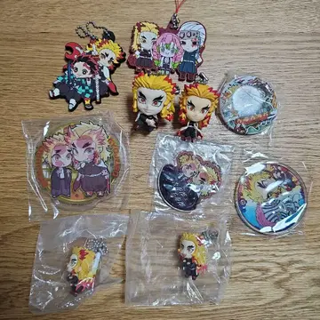 렌고쿠 쿄쥬로 키링, 배지 세트