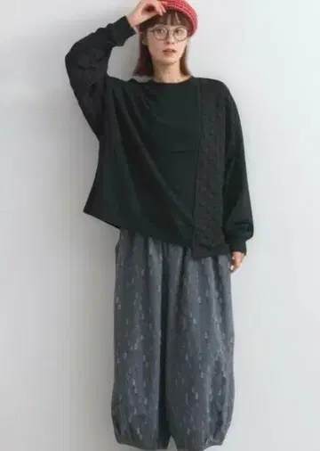루피리엔 도트 이소재 티셔츠
