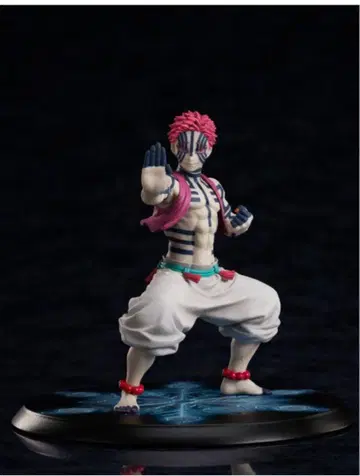 무한열차편 상현의 삼 아카자 술식 전개 파괴살 나침 1/8 완성품 피규어