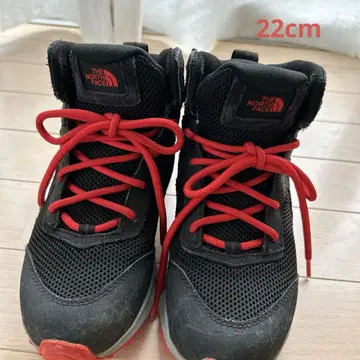 THE NORTH FACE 트레킹 슈즈 블랙/레드
