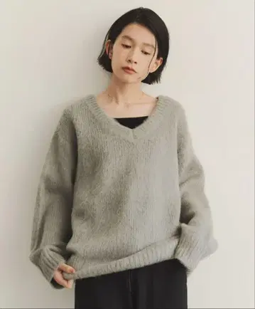 V neck mohair blend mixed color knit