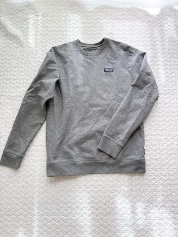 Patagonia 그레이 크루넥 트레이닝복 M 사이즈