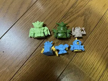 건담 미니 피규어