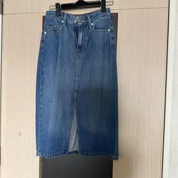 새상품급 데님 미디 스커트 라이트 블루