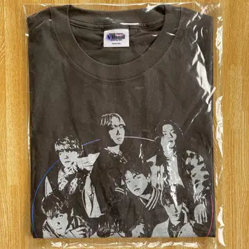 Travis Japan VIIsual 월드 투어 2025 티셔츠
