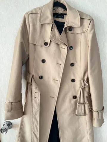 ZARA 트렌치코트 새상품급