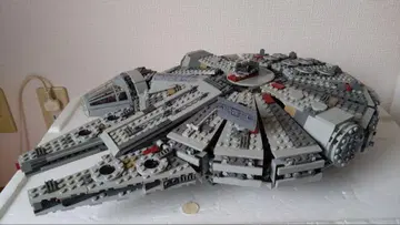 LEGO 스타 워즈 75105 밀레니엄 팔콘