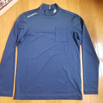 new balance 네이비 긴팔 셔츠