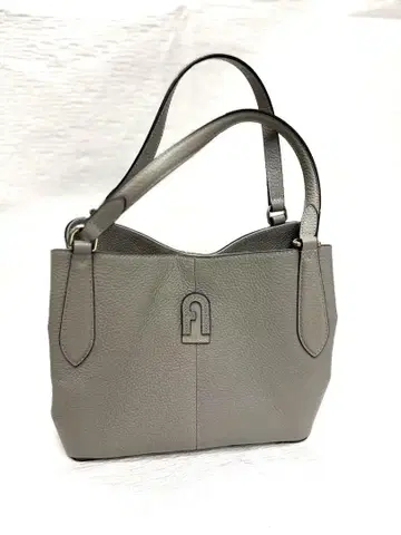 FURLA 그레이 가죽 핸드백 로고 포함