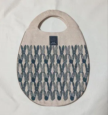 미나 페르호넨 pomppia 폼피아 egg bag 에그백